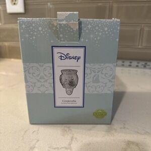 Disney Cinderella Mini Warmer‎ Scentsy  Princess 👸 Wall Plug-in. W/ Box